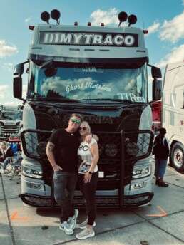 Yves en zijn partner &ndash; oprichters van Mytraco, familiebedrijf transport Bilzen