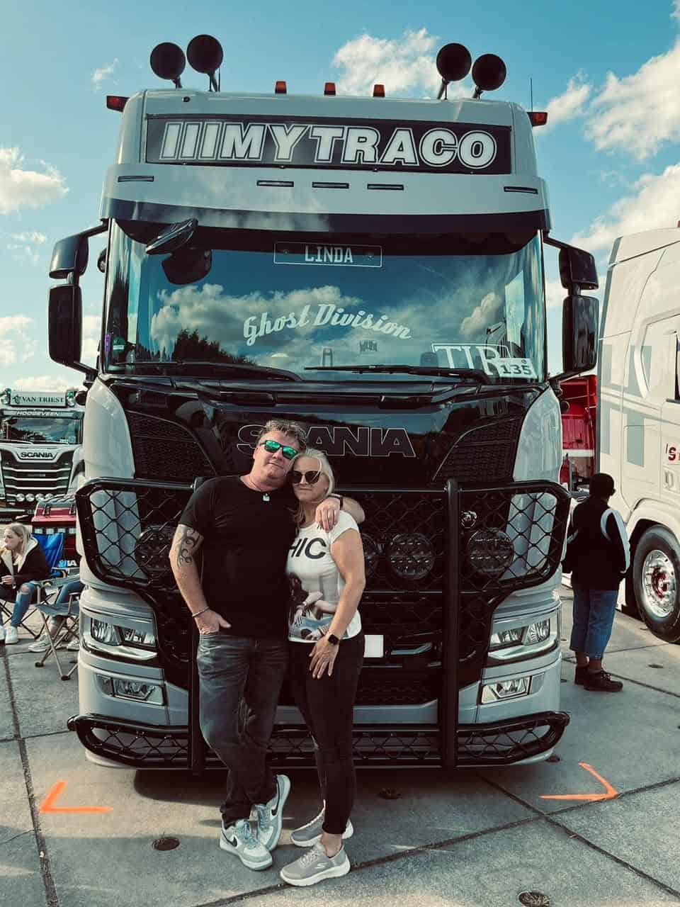 Yves en zijn partner &ndash; oprichters van Mytraco, familiebedrijf transport Bilzen
