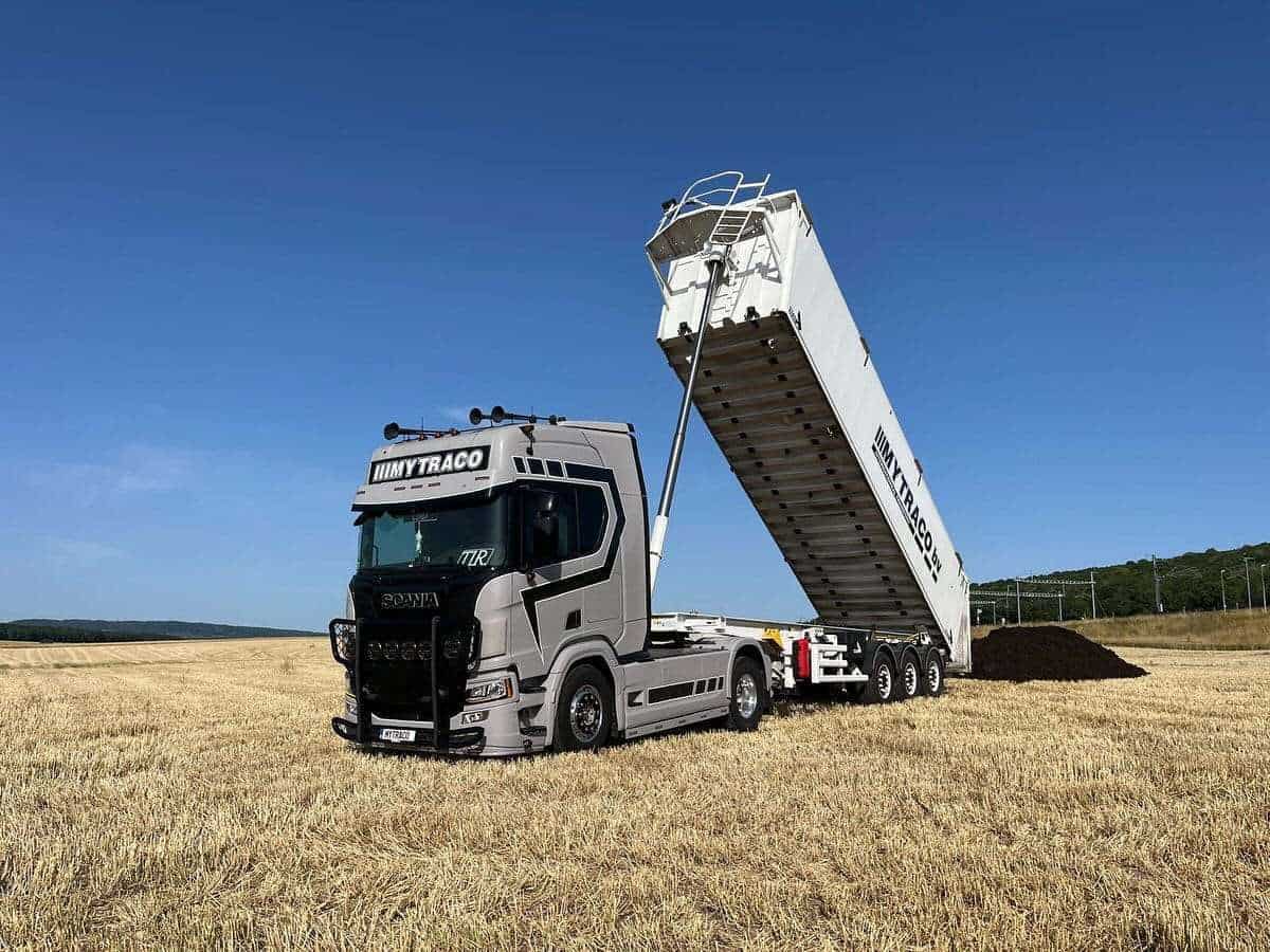 Mytraco Scania met walking floor oplegger in actie &ndash; walking floor transport Belgi&euml;